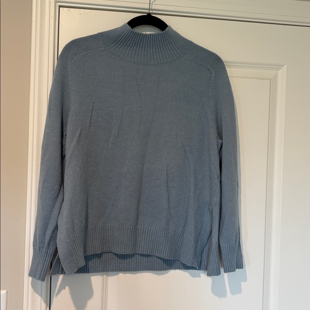 Banana Republic Soft Blue Turtleneck Sweater Medium